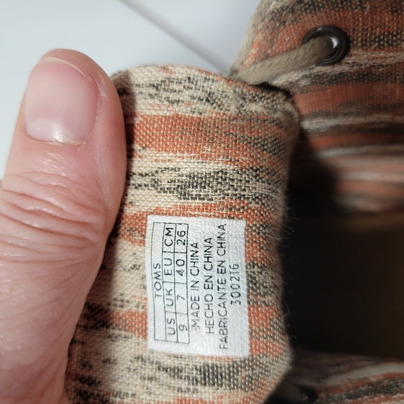 Womans TOMS Kala Wedge Lace up Suede Tan/Taupe Bootie Size 9 - Picture 9 of 9